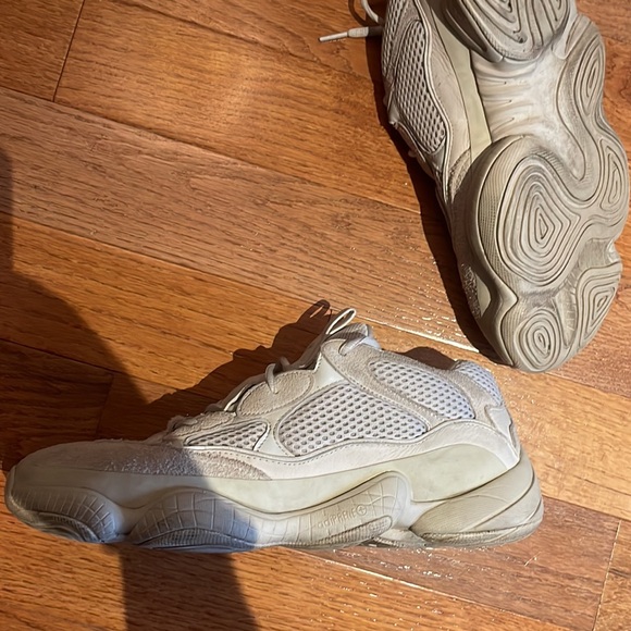 Yeezy 500 Blush - Picture 3 of 5